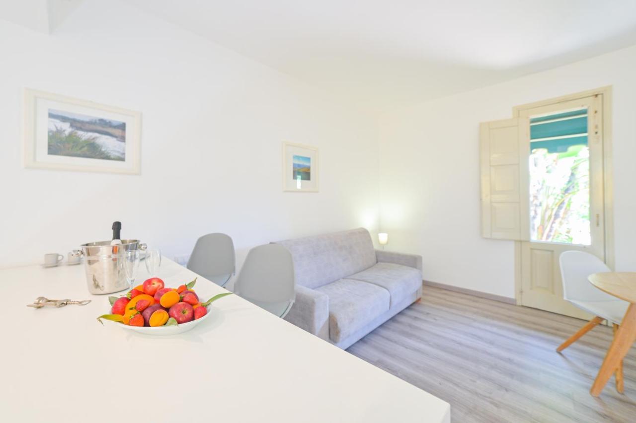 Hotel Baia Delle Sirene تاورمينا المظهر الخارجي الصورة