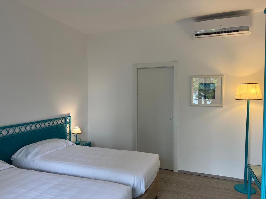 Hotel Baia Delle Sirene تاورمينا المظهر الخارجي الصورة