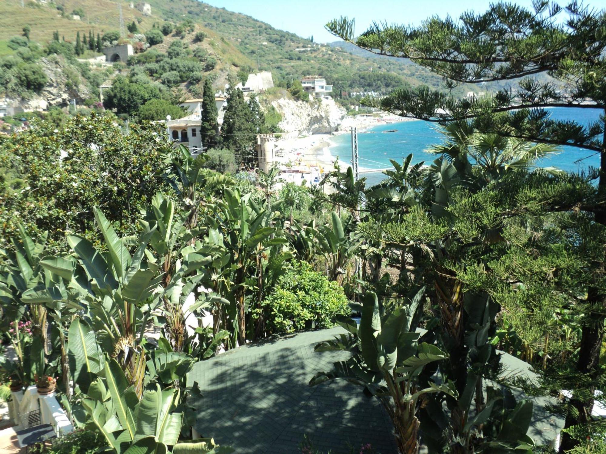 Hotel Baia Delle Sirene تاورمينا المظهر الخارجي الصورة