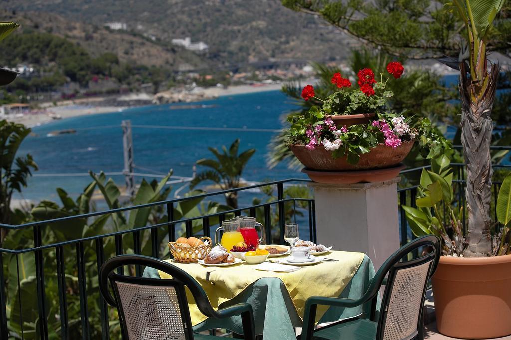 Hotel Baia Delle Sirene تاورمينا المظهر الخارجي الصورة