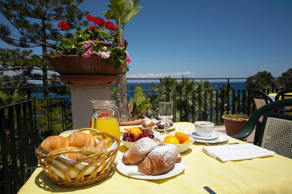 Hotel Baia Delle Sirene تاورمينا المظهر الخارجي الصورة